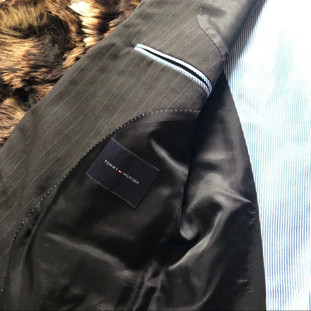 Tommy Hilfiger excellent comes